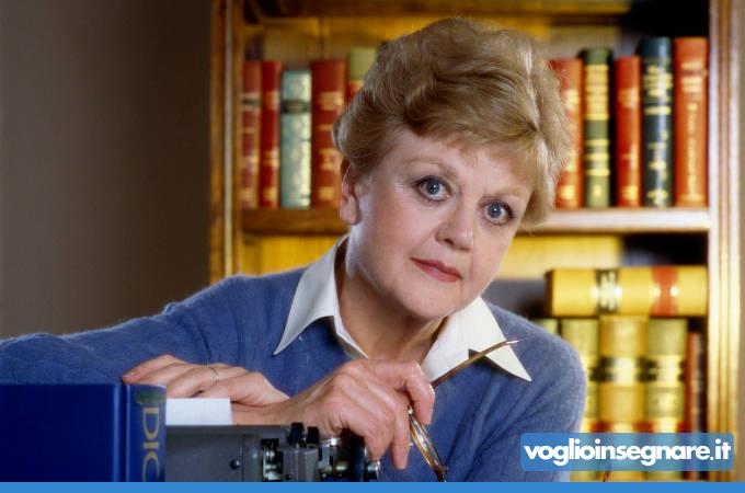 È morta Angela Lansbury. Addio alla “Signora in Giallo”, l’insegnante in pensione dal fiuto infallibile. 