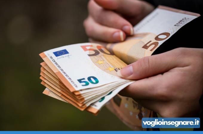 Sentenza storica: i 500 euro della Carta docente spettano anche ai precari, lo dice la Corte di Giustizia europea. 