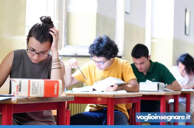 "Maturità, t'avessi preso prima", promosso il 99,9% dei maturandi 2022 e aumentano anche le lodi. L'esame è ormai una formalità?