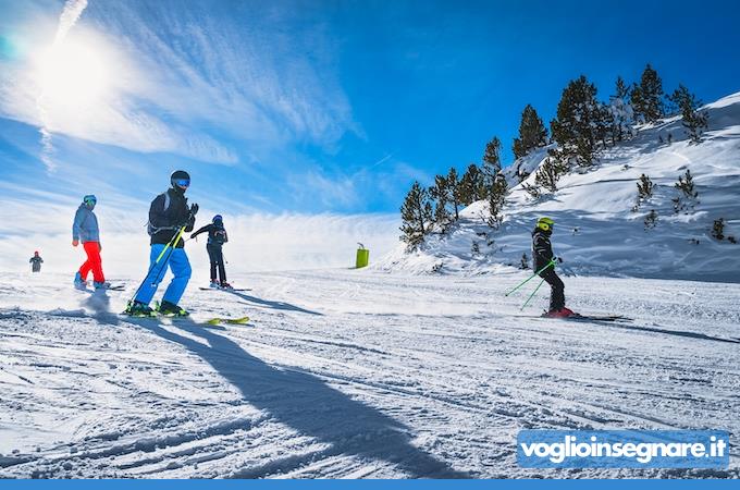 In gita sulla neve senza tablet e cellulare per una settimana: una vera esperienza social per 100 alunni riminesi