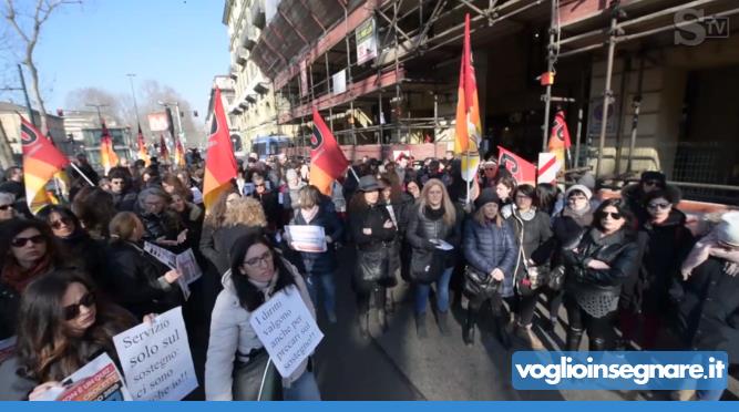 Licenziati seimila docenti della scuola primaria senza laurea