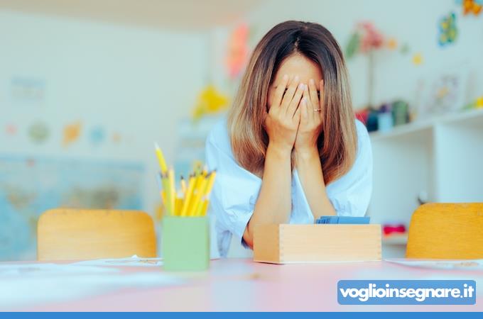 Elisabetta, Docente di Inglese: Una Storia di Sacrificio e Ingiustizia